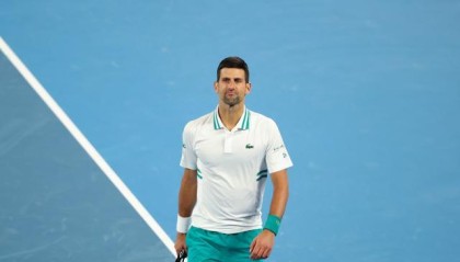 九游下载安装-德约带伤上阵闯入澳网八强 收获大满贯第300胜