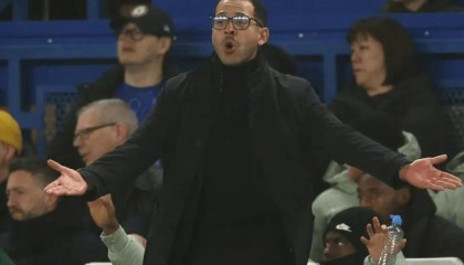 九游娱乐中心-切尔西解雇罗塞尼尔两天无一球员社媒告别|英格兰|切尔西一线队|罗西|下课|一线队_新浪体育_新浪新闻