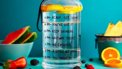 山东鲁能力保不败金身 国乒主力各自带队晋级四强